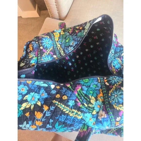 Vera Bradley large duffel - Picture 2 of 8